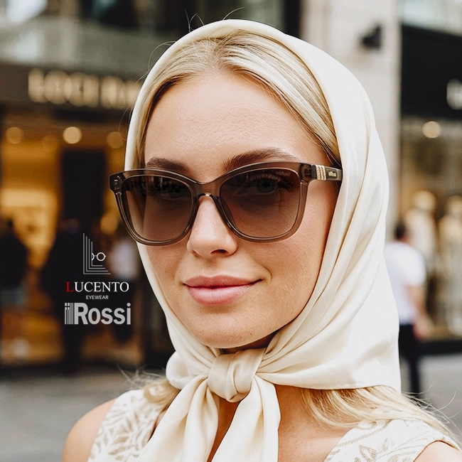 عینک آفتابی زنانه ROSSI مدل VO5520S سایز 55 با فریم گربه ای نسکافه ای و عدسی قهوه ای سایه روشن UV400 پولاریزه